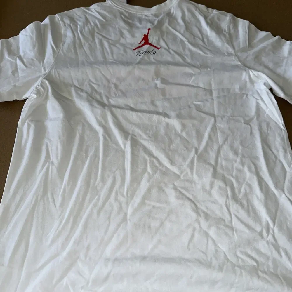 RARE Jordan Toronto Box Logo Graphic Shirt DO7857-100 White Size Large